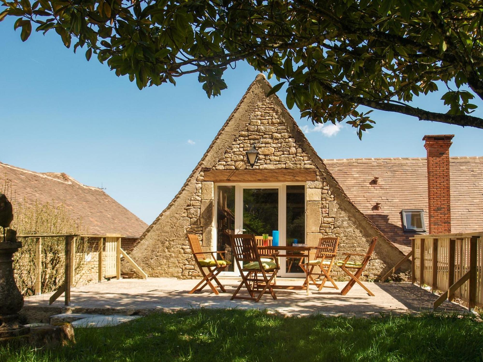 Lovely In Le Moustier With Terrace Ferienhaus *
