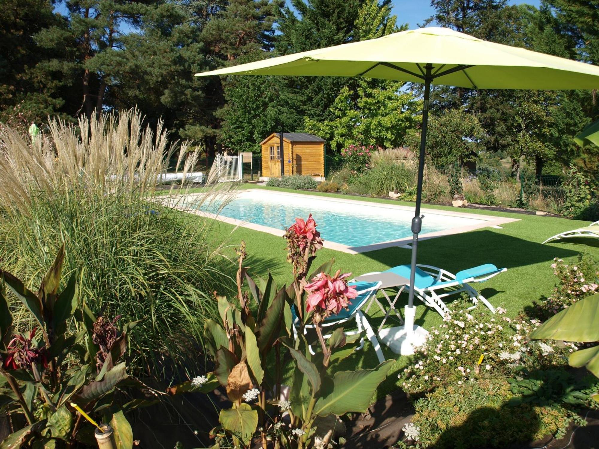 Lovely In Le Moustier With Terrace * Peyzac-le-Moustier