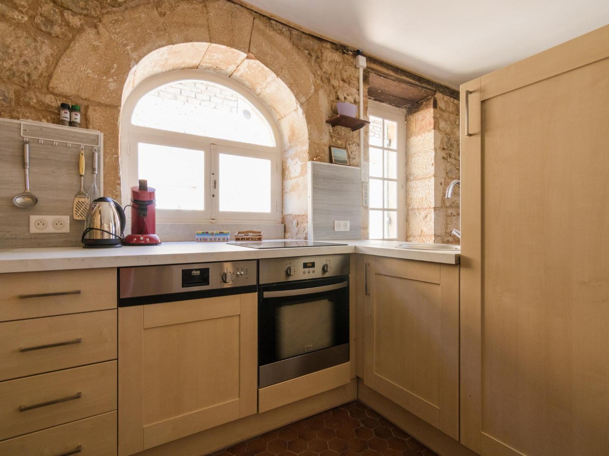 Lovely In Le Moustier With Terrace * Peyzac-le-Moustier
