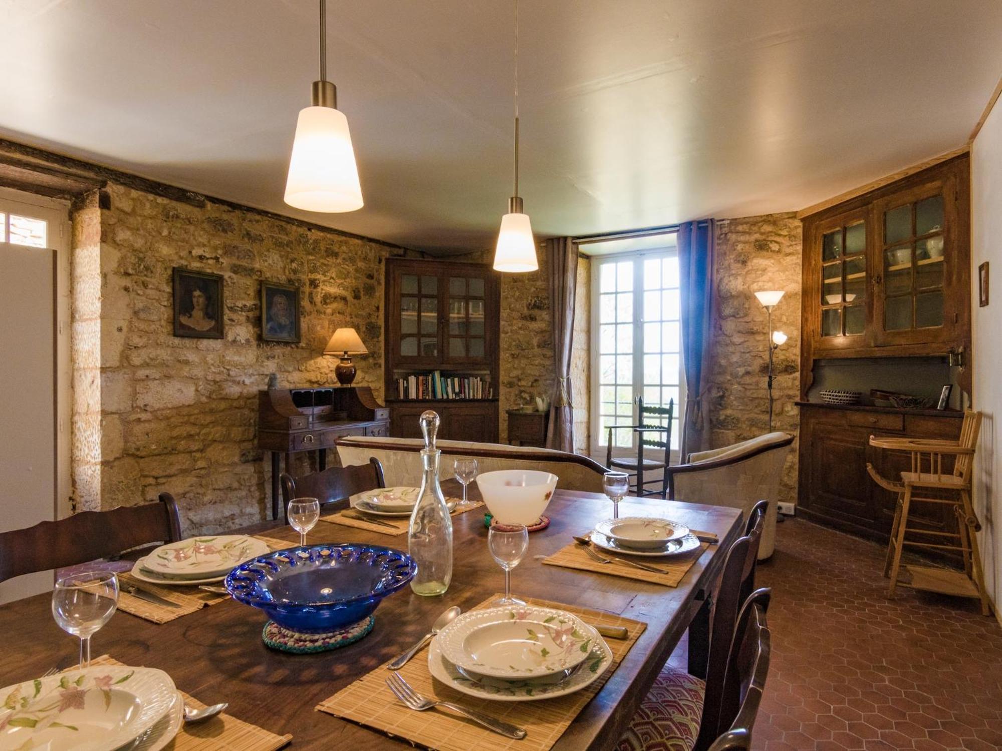 Holiday home Lovely In Le Moustier With Terrace