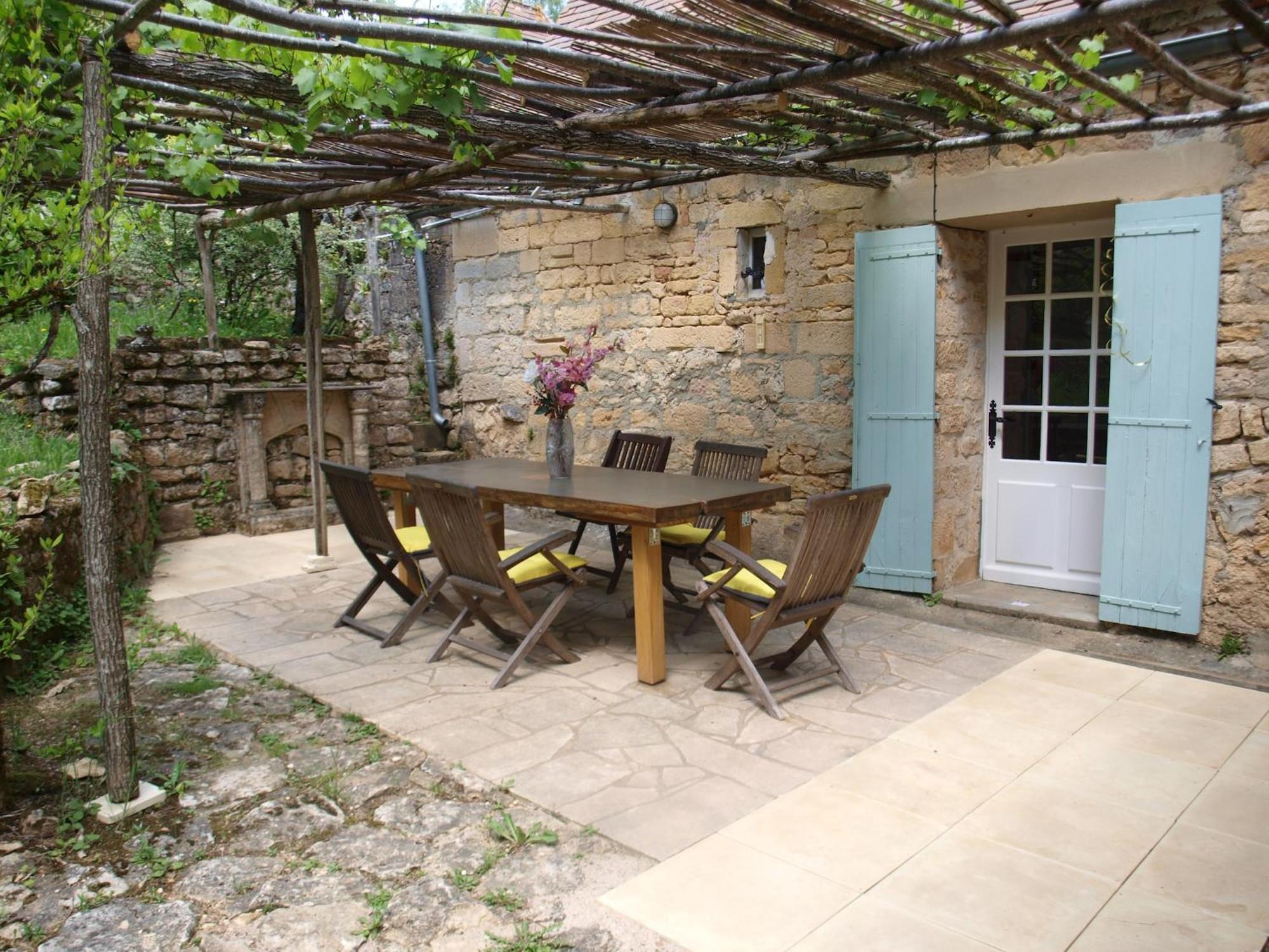 Lovely In Le Moustier With Terrace Peyzac-le-Moustier