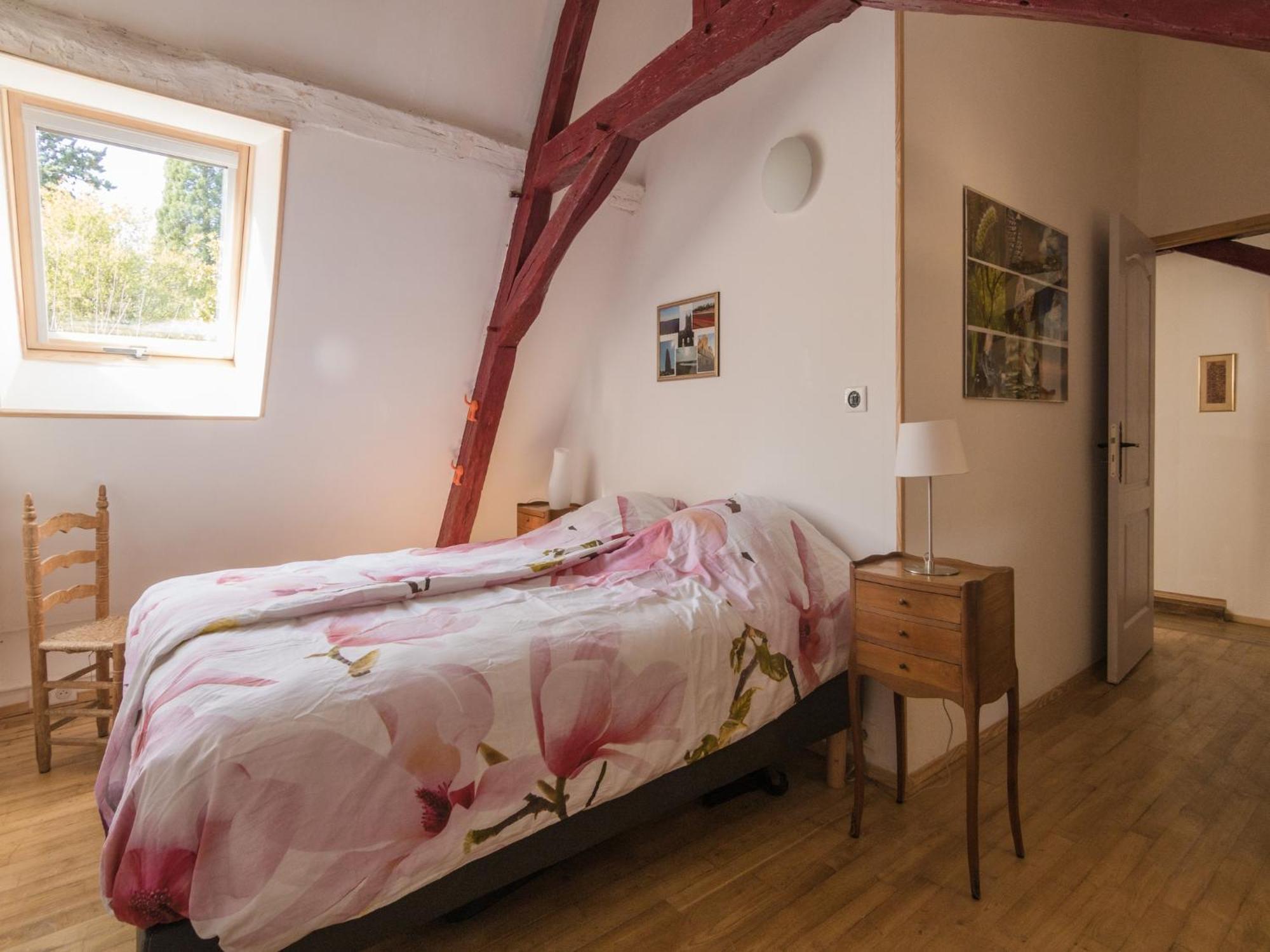 Ferienhaus Lovely In Le Moustier With Terrace Peyzac-le-Moustier