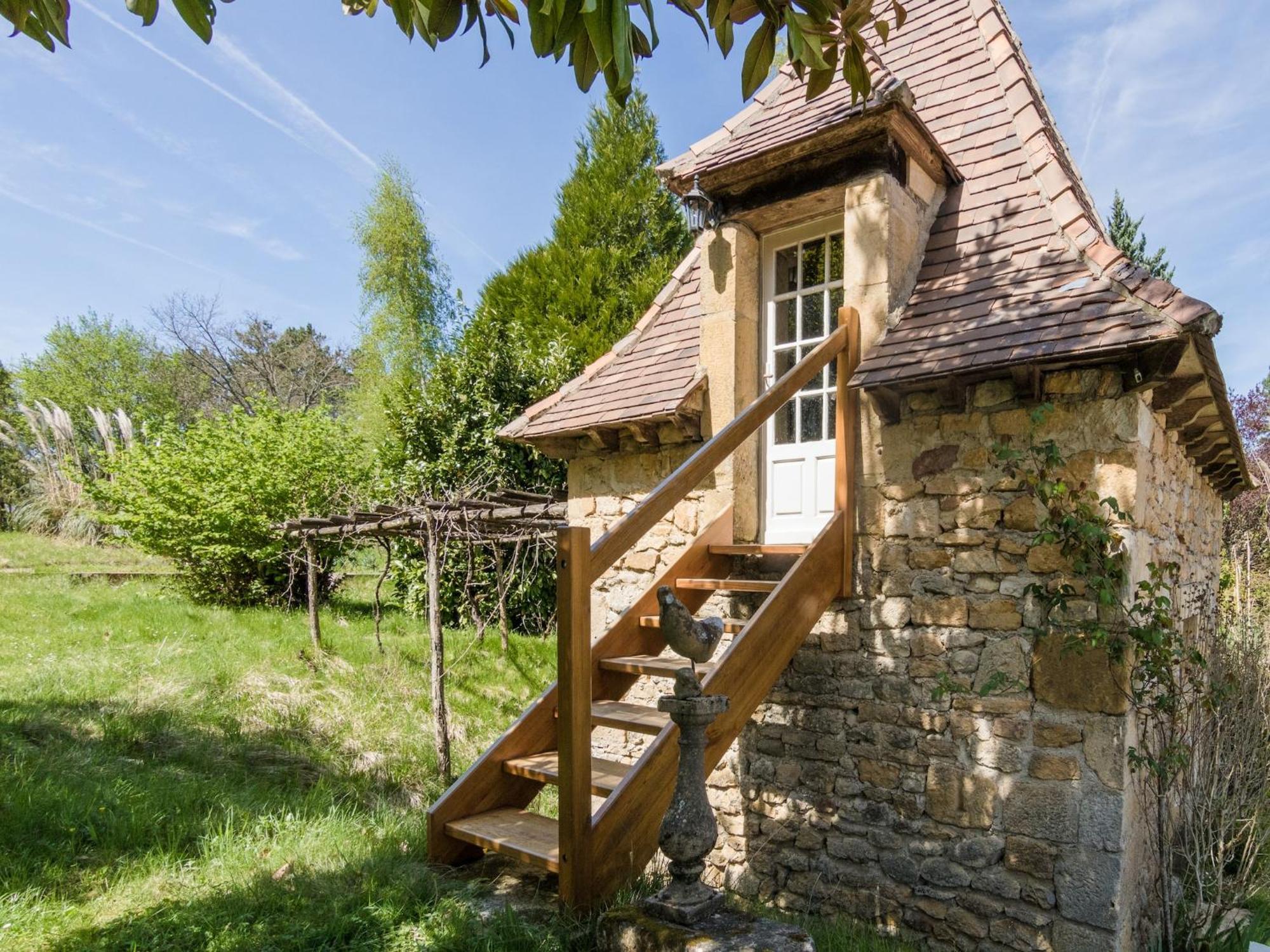Ferienhaus Lovely In Le Moustier With Terrace *
